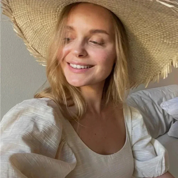 & Other Stories Beige Midi Dress with Puff Sleeves - Picture 3 of 16